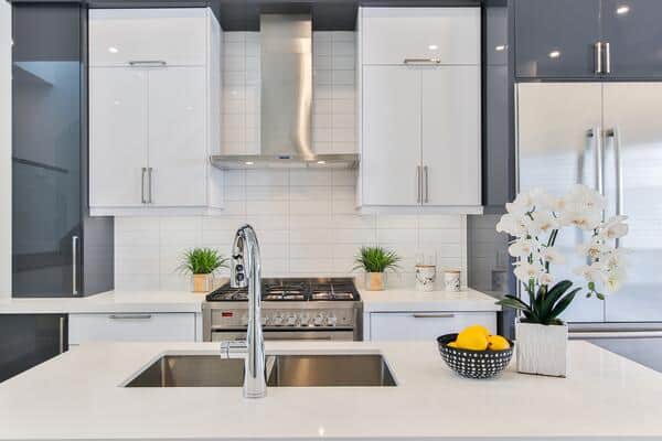 How To Clean Quartz Countertops, What Antibacterial Cleaner Can You Use On Quartz Countertops