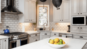 Backsplash Ideas For White Cabinets 5, What Tile Looks Good With White Cabinets