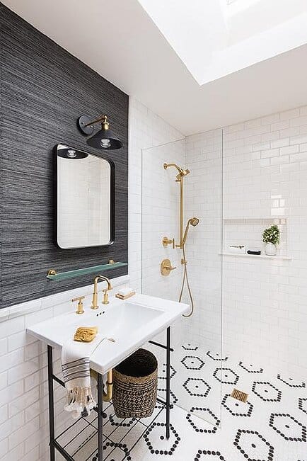 Gorgeous Bathroom Accent Wall Ideas, Accent Tiles For Bathroom Walls